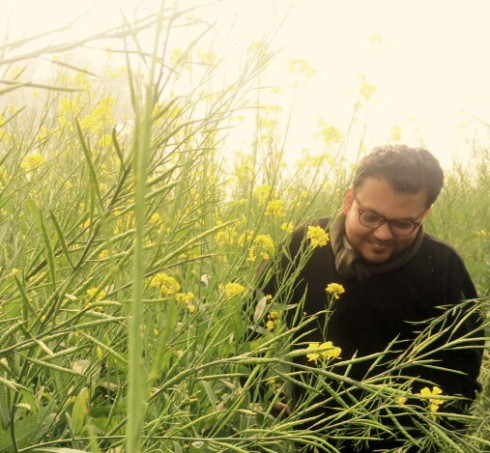 Deval Maniar : Graphic Designer